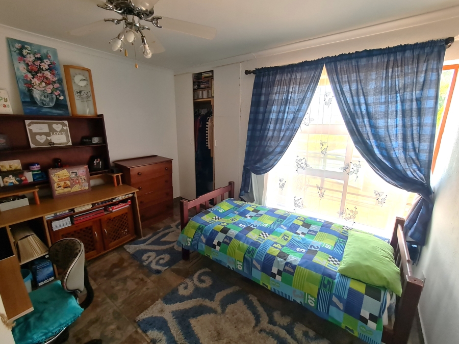 4 Bedroom Property for Sale in Ferreira Town Eastern Cape